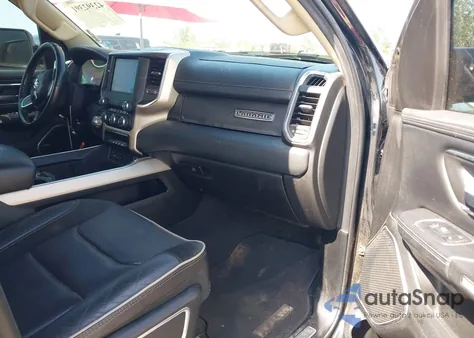 2019 Ram 1500 Laramie 4X2 5'7 Box from USA, damaged, VIN 1C6RREJT0KN558110